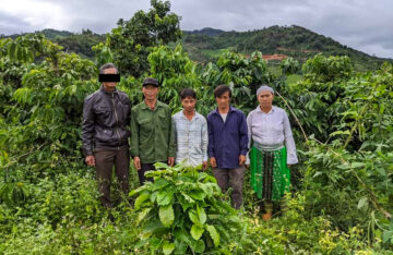 越南 | 2021年1月4日 — 越南13户家庭遭到袭击，失去田地