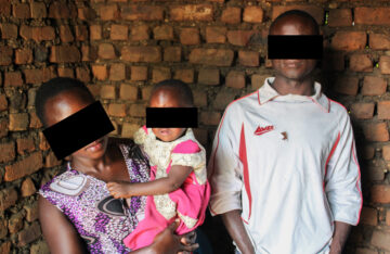 우간다  | 2021년 5월 24일 — 고문을 당하고 집에서 쫓겨난 무슬림 출신 기독교인