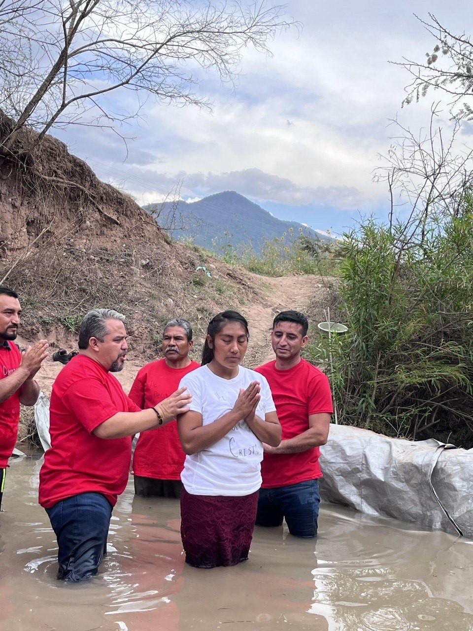 MEXICO | JUN. 10, 2022 — New Believers Celebrate Baptism Amid Community Pressure