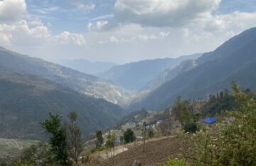 네팔 | 2023년 5월 3일 — 위협당한 복음전도자의 아내, 트라우마에 시달려