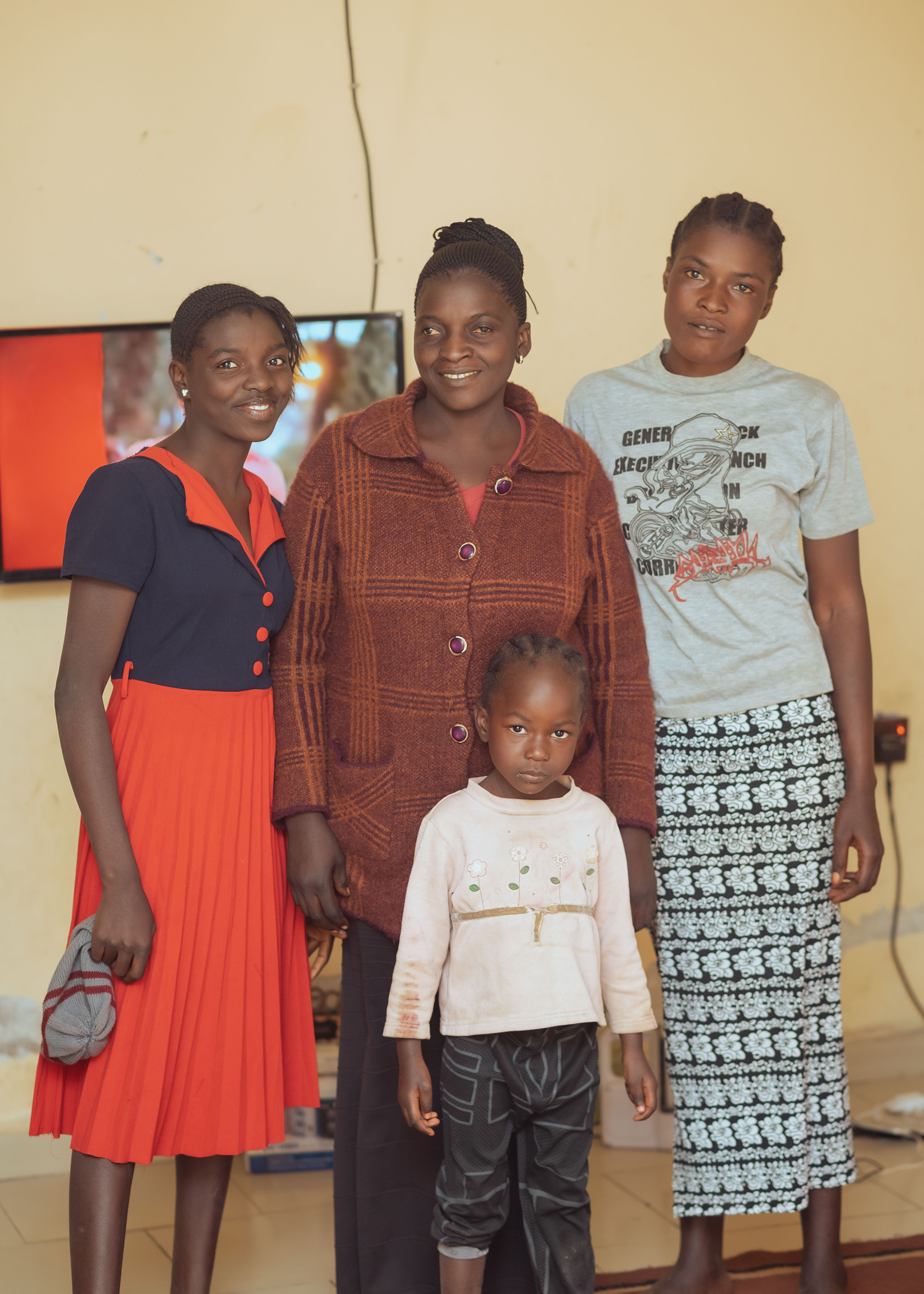 NIGERIA | JAN. 15, 2024 — Family Escapes Attackers, Fire
